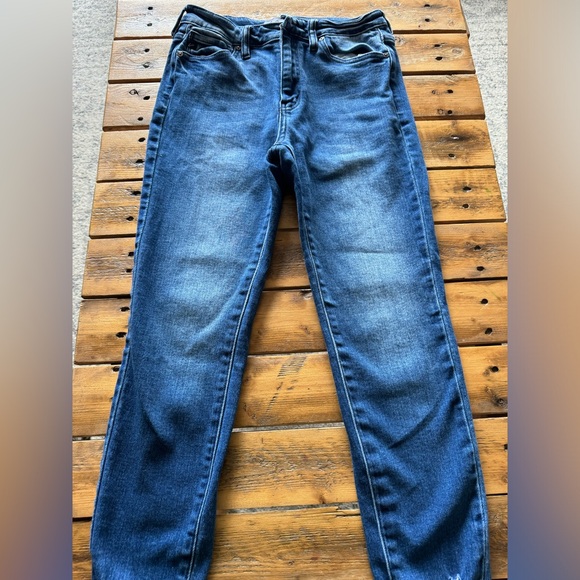 Kancan women’s jeans size 28 - Picture 2 of 3